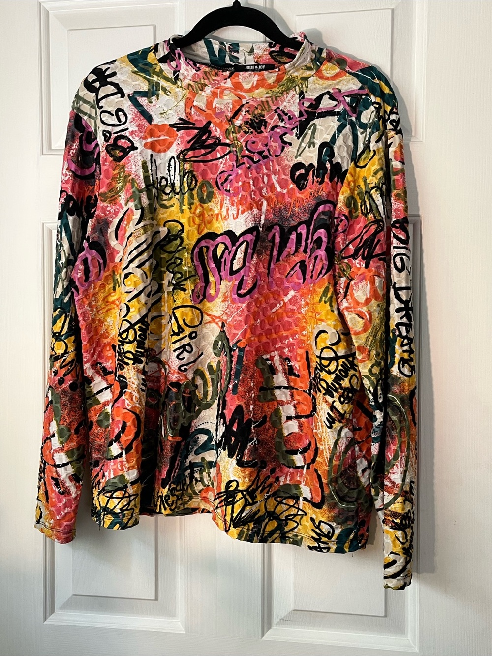 Vibrant Graffiti-Print Plus Size Tunic Top - Multicolor, 1X, Wearable Art, Boho
